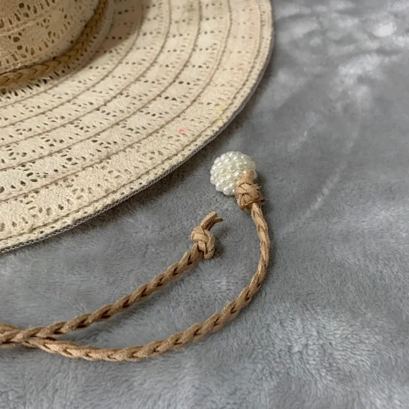 Somas Accessories Greece Beige Crochet Wide Brim Sun Hat Pearl Charm Sz 57 Lace - Picture 3 of 16